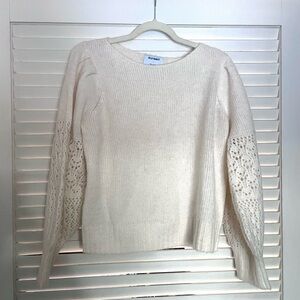 Old Navy Women's Cream Sweater